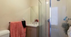 Modern Comfort and Smart Investment in a Peaceful Location